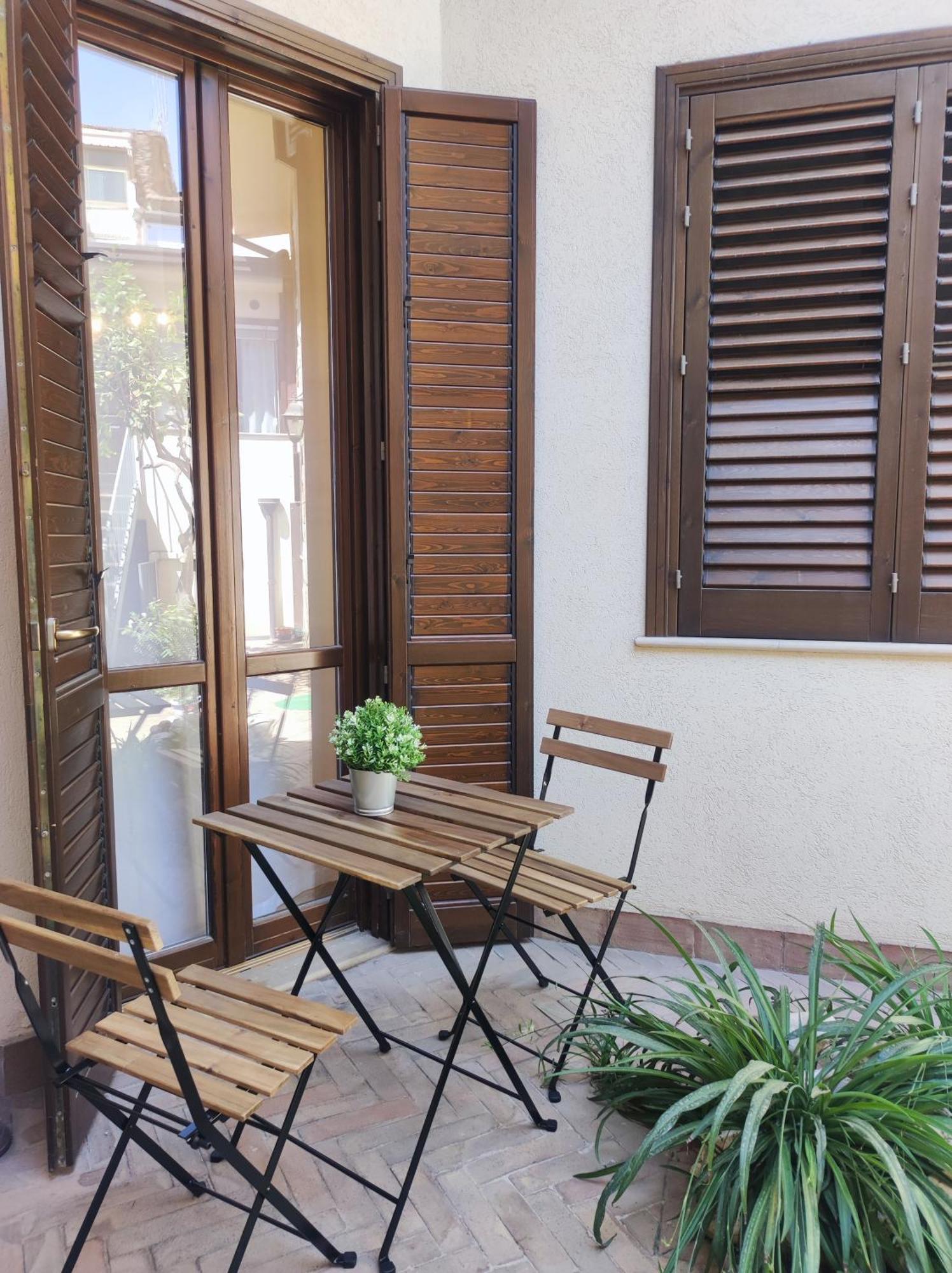Via Cagliari Home คาตาเนีย ภายนอก รูปภาพ